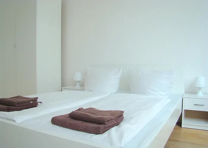 Albergue Potsdamer Platz - &