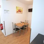 Albergue Potsdamer Platz - &