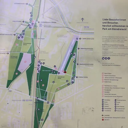 Hostel Potsdamer Platz - & Berlin