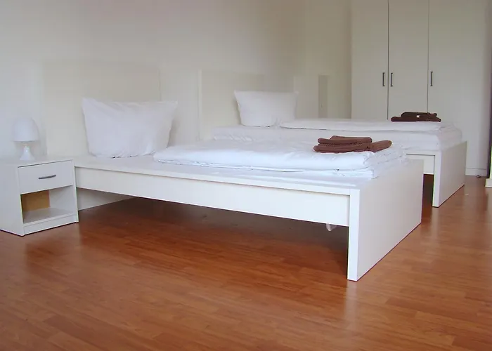 Potsdamer Platz - & *