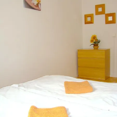 Hostel Potsdamer Platz - & *